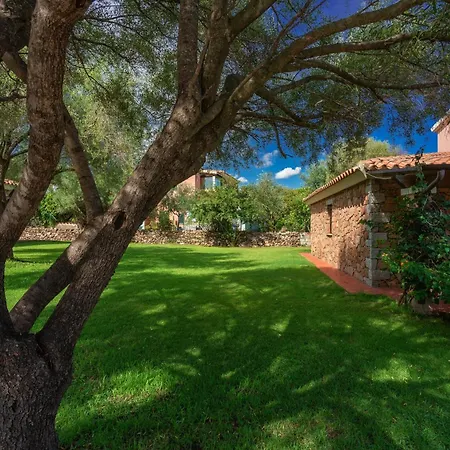 Residenze Gallura Trilo 6 - Happy Apartment
